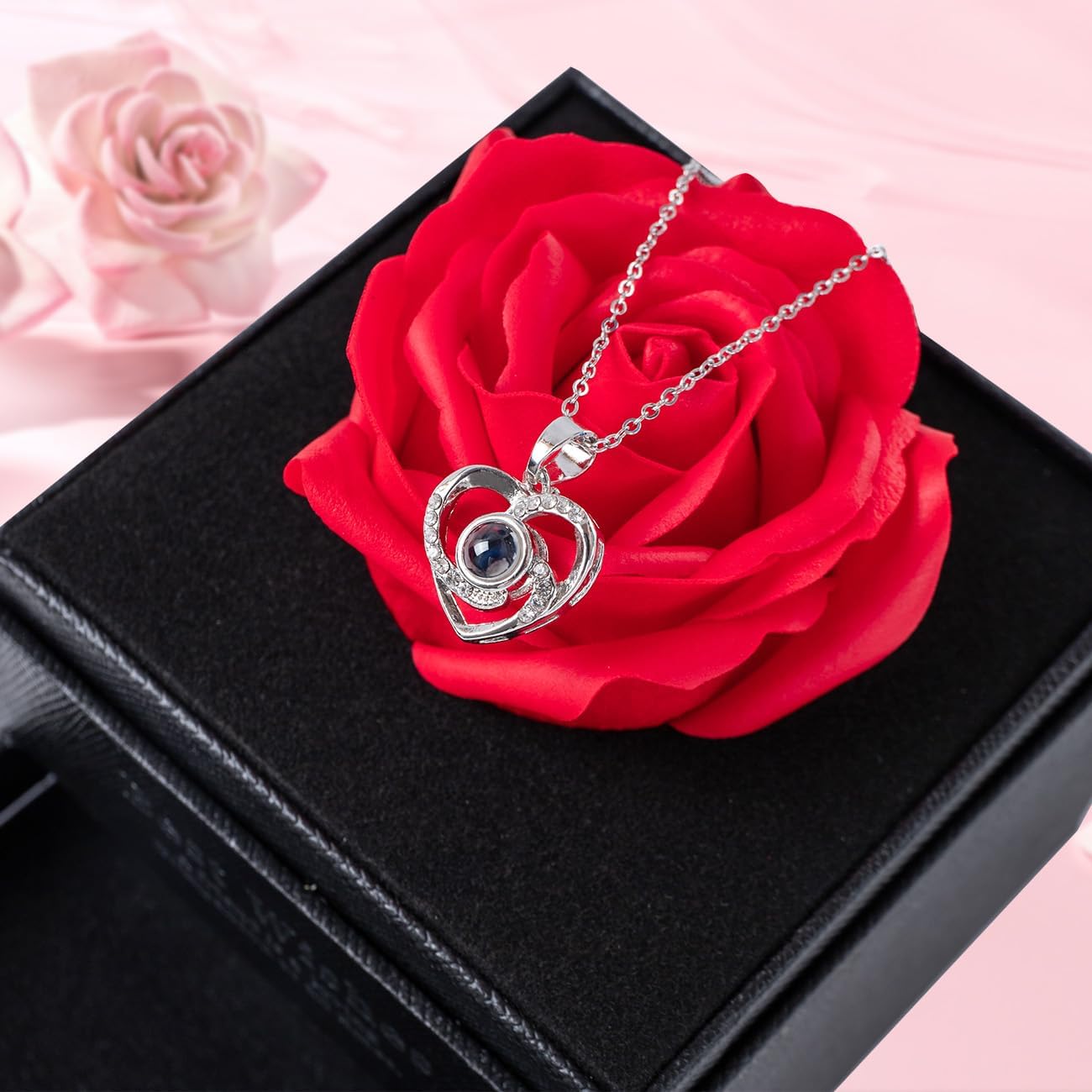 Collier "Je t'aime" 100 langues - Rose éternelle